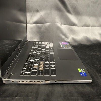 【横浜駅前店】中古  MSI Cyborg 15 A13UC (Intel Core i7-13620H/16GB/RTX3050//W11H/有線LAN◯無線LAN◯) 3400009546 