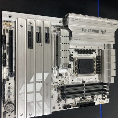 【大宮店】中古  ASUS TUF GAMING Z890-PLUS WIFI (Z890 1851 ATX DDR5) 172180 