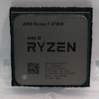 【札幌店】中古  AMD Ryzen 7 3700X (AM4/3.6/36M/C8/T16/65W) 140025 