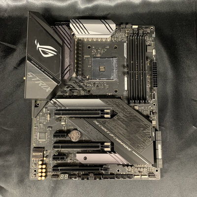 【横浜駅前店】中古  ASUS ROG STRIX X570-E GAMING(X570 AM4 ATX) 140038 