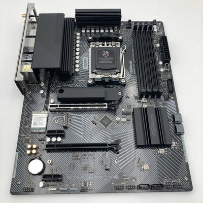 【神戸・三宮店】中古  ASRock B650 PG Lightning WiFi (B650 AM5 ATX DDR5) 3430006348 