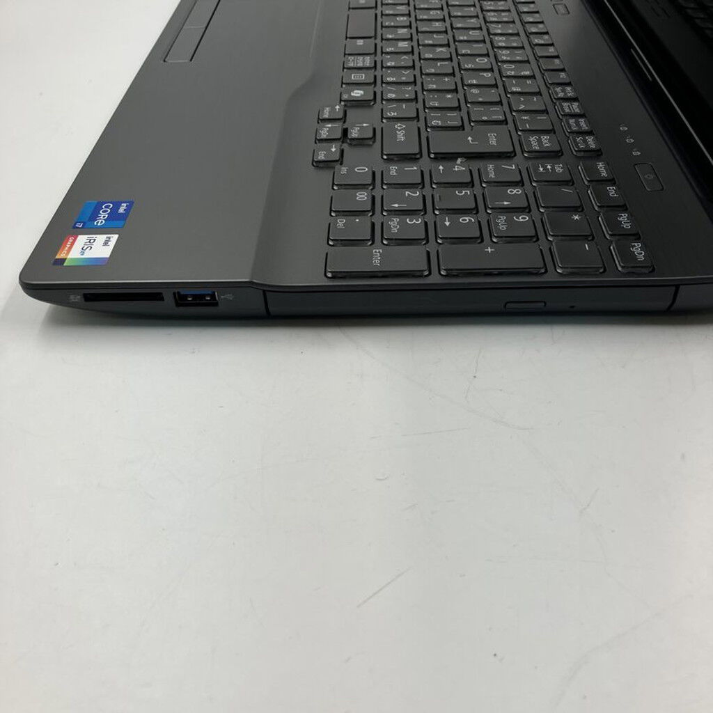 中古 富士通 FMVA75K3B5 (i7 1355U/16GB/SSD512GB/ROM/WLAN/16UWXGA