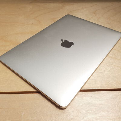 【鹿児島店】中古  Apple MacBook Retina 12インチ 2017 シルバー Core m3 1.2GHz/8GB/256GB SSD MNYH2J/A 135859 