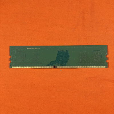 【なんば店】中古  PC4-25600 8GB デスクトップ用_ 184899 