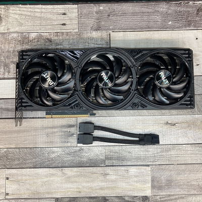 【広島店】中古  Palit NE7507T019T2-GB2031U(RTX5070Ti 16GB GamingPro-S) 188931 