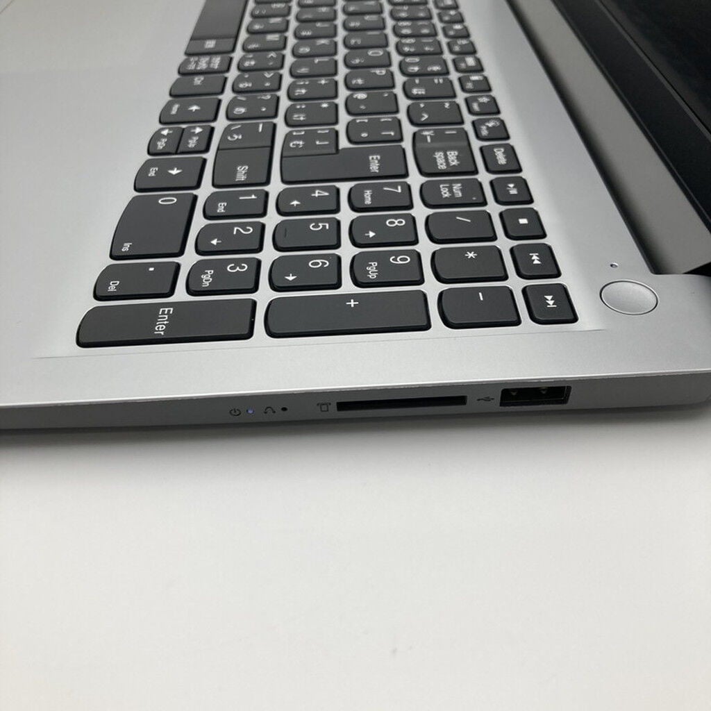中古 Lenovo IdeaPad 1 15AMN7(Ryzen 5 7520U/8GB/SSD256GB/W11H