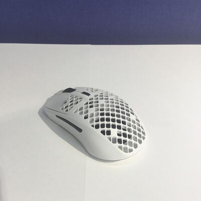 【松山環状枝松店】中古  SteelSeries Aerox 3 Snow 2022 Edition (62603J) 4560001012 