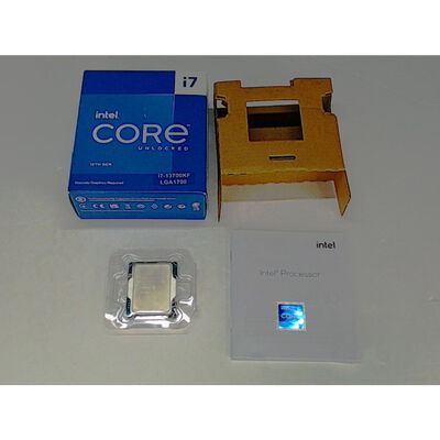 【前橋ｲﾝﾀｰｱｶﾏﾙ店】中古  INTEL Core i7 13700KF (1700/3.4G/30M/C16/T24) 152751 