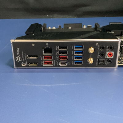 【前橋ｲﾝﾀｰｱｶﾏﾙ店】中古  MSI MAG B650 TOMAHAWK WIFI (B650 AM5 ATX DDR5) 168272 
