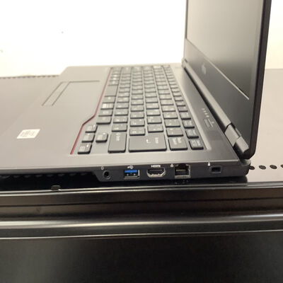 【堺七道店】中古  FUJITSU LIFEBOOK U7410 (INTEL Core i5 10310U 1.7GHz/16GB/SSD256GB/-/オンボード/14/1366x768/Wi-Fi/WEBCAM/W11H64/Microsoft Office Home and Business 2024付) 180536 