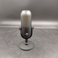 中古  Razer Seiren V3 Chroma (RZ19-05060100-R3M1) 3120024224 