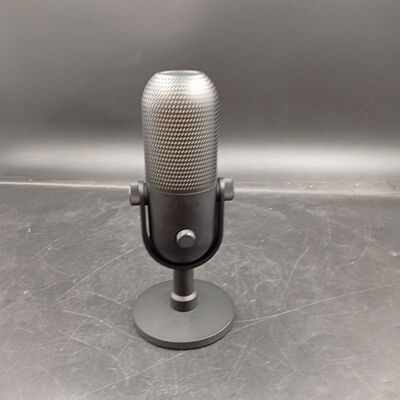 【大須店】中古  Razer Seiren V3 Chroma (RZ19-05060100-R3M1) 3120024224 