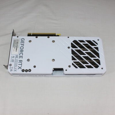 中古  Palit NED4070019K9-1047L(RTX4070 WHITE 12GB) 3480033887 