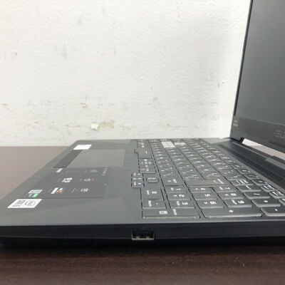 【福山ココローズ店】中古  ASUS(i5-10300H/8GB/SSD500GB/GTX1650/W11H) 5090001160 