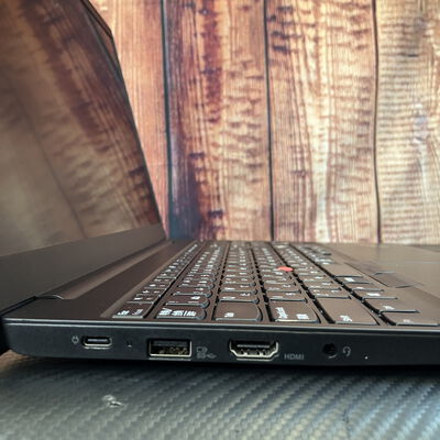 【富士青葉店】中古  Lenovo ThinkPad E15 (AMD Ryzen 5 4500U 2.3GHz/16GB/SSD256GB/-/オンボード/15.6/1920x1080/Wi-Fi/WEBCAM/W11H64) 180566 