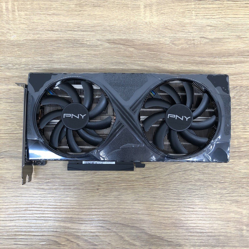 GeForce RTX 5060 Ti 16GB 中古美品 Gigabyte RTX 5060 Ti WindForce 2 OC 16GB video card GV-N506TWF2OC
