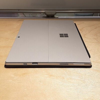【鹿児島店】中古  Microsoft Surface Pro 7(i5-1035G4/8GB/SSD128GB/W11P) 4700001144 