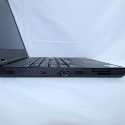 【通販センター】中古  【ジャンク品/保証無/返品質問不可】Lenovo ThinkPad L570 (Core i5-7200U/4GB/オンボード) 202878 
