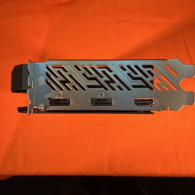 【なんば店】中古  ASRock RX9060XT CL 16GO(RX9060XT Challenger 16G) 179897 