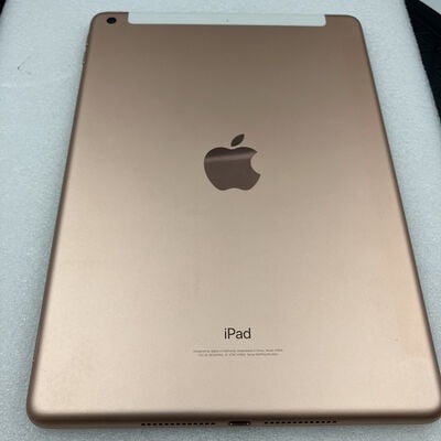 【新潟店】中古  【docomo】Apple iPad (2018) Wi-Fi + Cellular 32GB ゴールド MRM02J/A 136954 