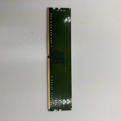 【なんば店】中古  PC4-25600 8GB デスクトップ用(DDR4-3200) 140727 