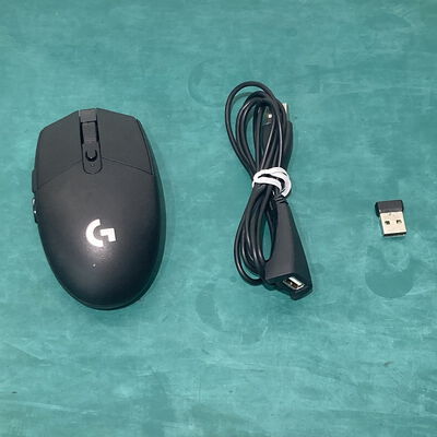 【浦添城間店(沖縄)】中古  Logicool G304 (LIGHTSPEED ワイヤレスゲーミングマウス ブラック) 146969 