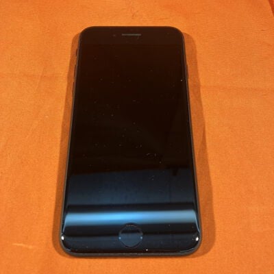 【なんば店】中古  【docomo版SIMフリー】Apple iPhoneSE 4.7インチ (第3世代) 64GB (ミッドナイト) MMYC3J/A 154836 