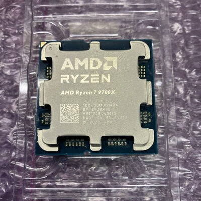 【町田店】中古  AMD Ryzen 7 9700X (AM5/3.8GHz/40M/C8/T16/65W) 169022 