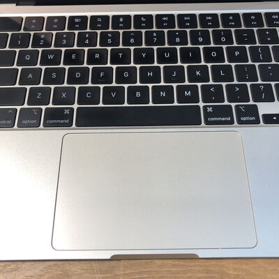【姫路店】中古  Apple MacBook Air 13.6インチ 2022 (M2 8CPU 8GPU/8GB/256GB) スターライト MLY13J/A 4760001261 