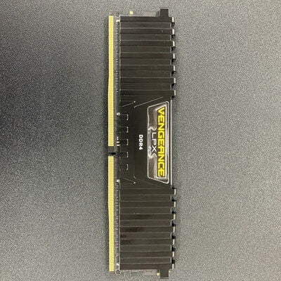 【熊本浜線店】中古  PC4-24000 8GB デスクトップ用 128475 