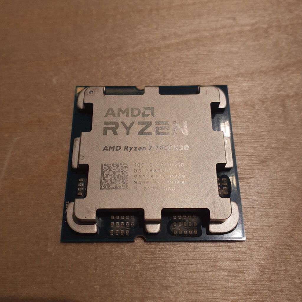 中古 AMD Ryzen 7 7800X3D (AM5/4.2/104M/C8/T16/120W) 157139【4/8