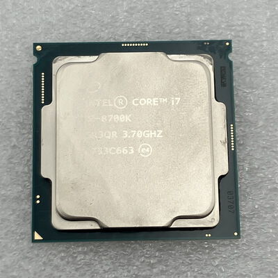 【新潟店】中古  INTEL Core i7 8700K (1151/3.70GHz/12M/C6/T12) 136197 