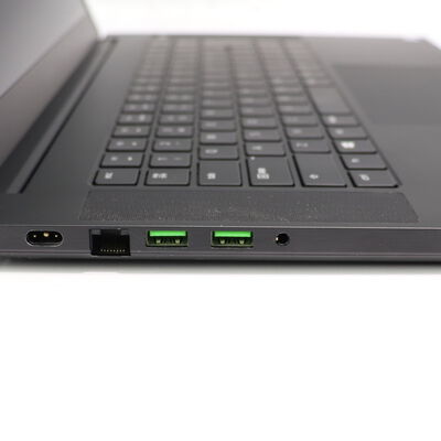 【札幌店】中古  Razer Blade 15 RZ09-0300(i7-9750H/16GB/SSD512GB/RTX2060 6GB/15.6inch/1920*1080/W11H) 3210016282 