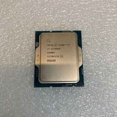 【京都店】中古  INTEL Core i7 13700KF (1700/3.4G/30M/C16/T24) 152751 