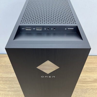 【津ラッツ店】中古  HP OMEN 25L(i7 10700K/32GB/SSD256GB/HDD2TB/RTX2060 SUPER) 4990001650 