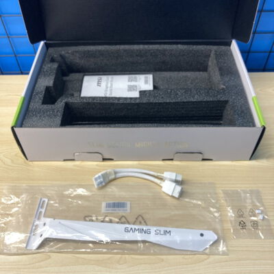 【博多店】中古  MSI GeForce RTX 4070 SUPER 12G GAMING X SLIM WH (RTX4070 SUPER 12GB) 163392 