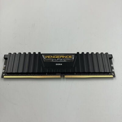 【なんば店】中古  PC4-21300 16GB デスクトップ用(DDR4-2666) 135638 