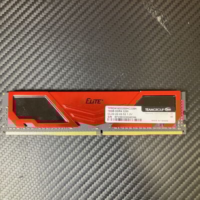 【富士青葉店】中古  TEAM TPRD416G3200HC22BK(PC4-25600 16GB UDIMM) 5070001363 