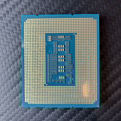 【富士青葉店】中古  INTEL Core i7 13700 (1700/2.1G/30M/C16/T24) 154210 