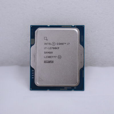 【通販センター】中古  INTEL Core i7 13700KF (1700/3.4G/30M/C16/T24) 152751 