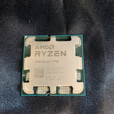 【横浜駅前店】中古  AMD Ryzen 7 7700 (AM5/3.8GHz/40M/C8/T16/65W) 1460024624 