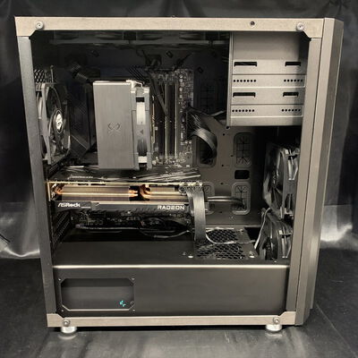 【横浜駅前店】中古  自作PC  (AMD Ryzen 7 9700X /32GB/SSD1TB/RX7800XT/OSなし/有線LAN◯無線LAN◯) 3400009670 