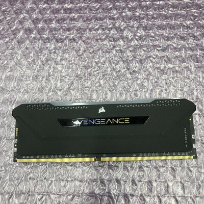 【熊本浜線店】中古  PC4-25600 8GB デスクトップ用 140727 