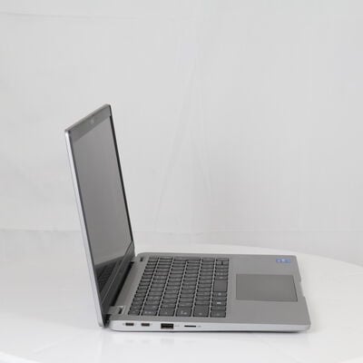 【通販センター】中古  Dell Latitude 5330(Intel Core i7 1265U/16GB DDR4 (PC4)/SSD256GB/なし/オンボード/13.3/1920x1080/Wi-Fi/W11H64 MAR) 203604 