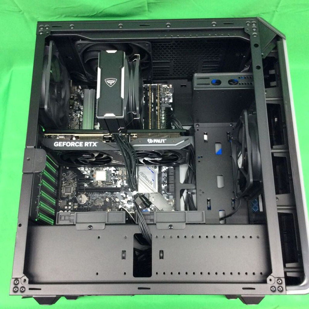 中古 GALLERIA XA7R-R47(Ryzen 7 5700X/32GB/SSD1TB/RTX4070/W11H