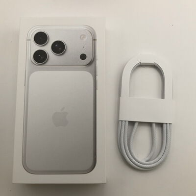 【佐賀南部バイパス店】中古  Apple iPhone17 Pro 512GB シルバー 【国内版SIMフリー】 MG894J/A 182996 