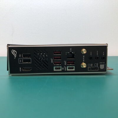【津ラッツ店】中古  ASUS ROG STRIX B650E-I GAMING WIFI(B650 AM5 mITX DDR5) 167325 