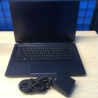 【博多店】中古  TOSHIBA dynabook D83/M (Core i3-8130U/8GB/SSD 128GB/-/-/WLAN/13.3インチFHD/W11P/-) 3240010066 