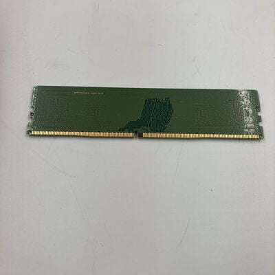 【なんば店】中古  PC4-25600 8GB デスクトップ用(DDR4-3200) 140727 