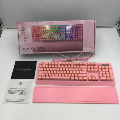 【白山FM松任店】中古  BlackWidow V3 Green Switch [Quartz Pink] 4950001833 